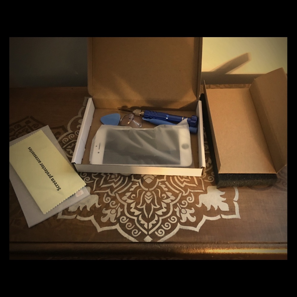 NWT iPhone 7 repair kit & screen